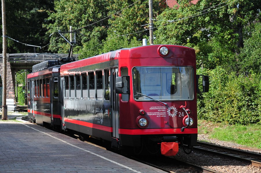 2011.09.07 Rittnerbahn von Oberbozen nach Klobenstein bei Bozen (39)